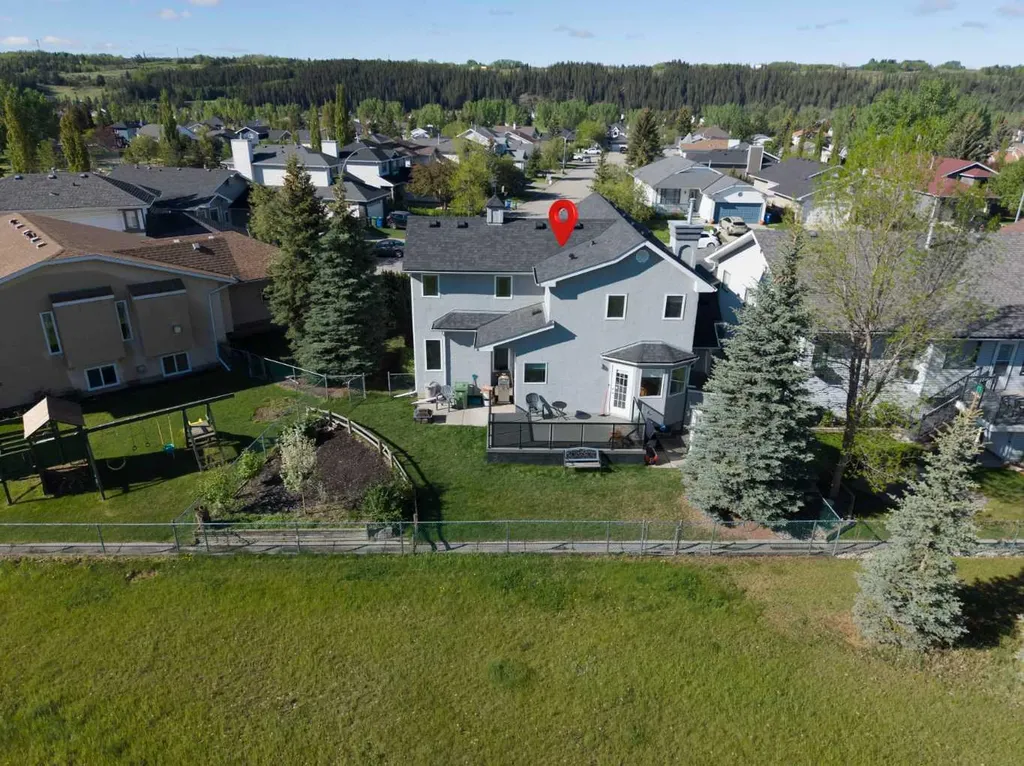 37 Riverview Close Cochrane AB T4C 1K7