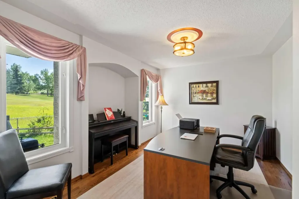 37 Riverview Close Cochrane AB T4C 1K7