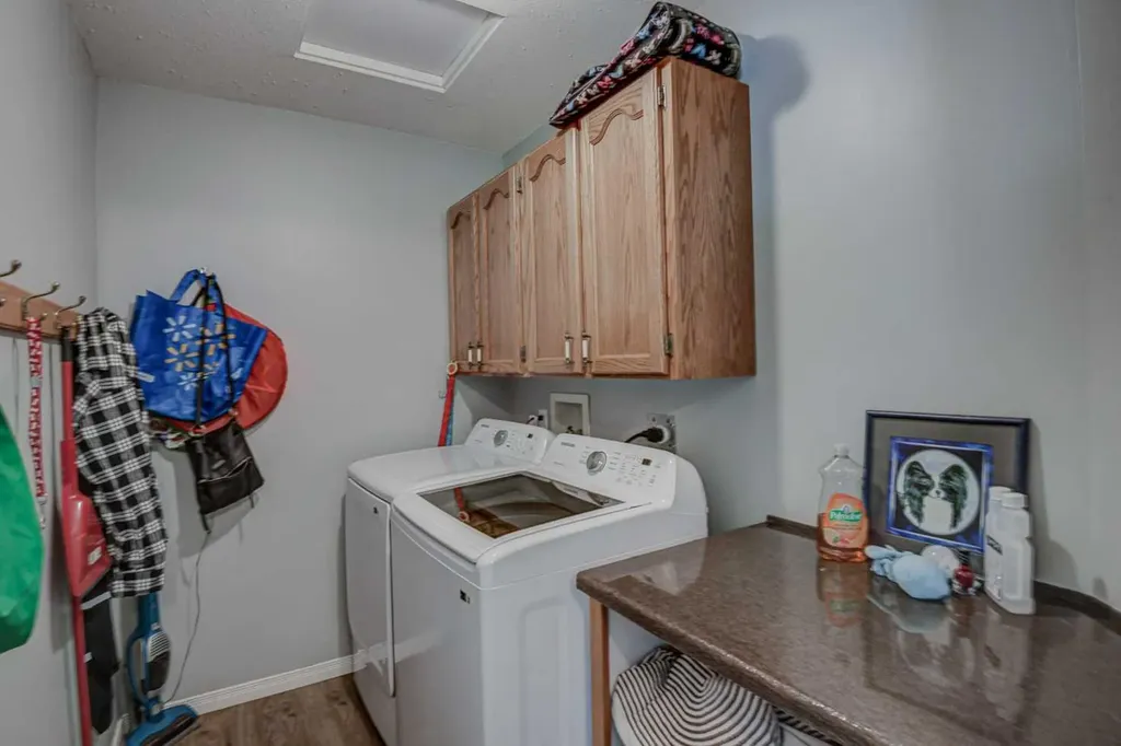1625 15a Street Didsbury AB T0M 0W0