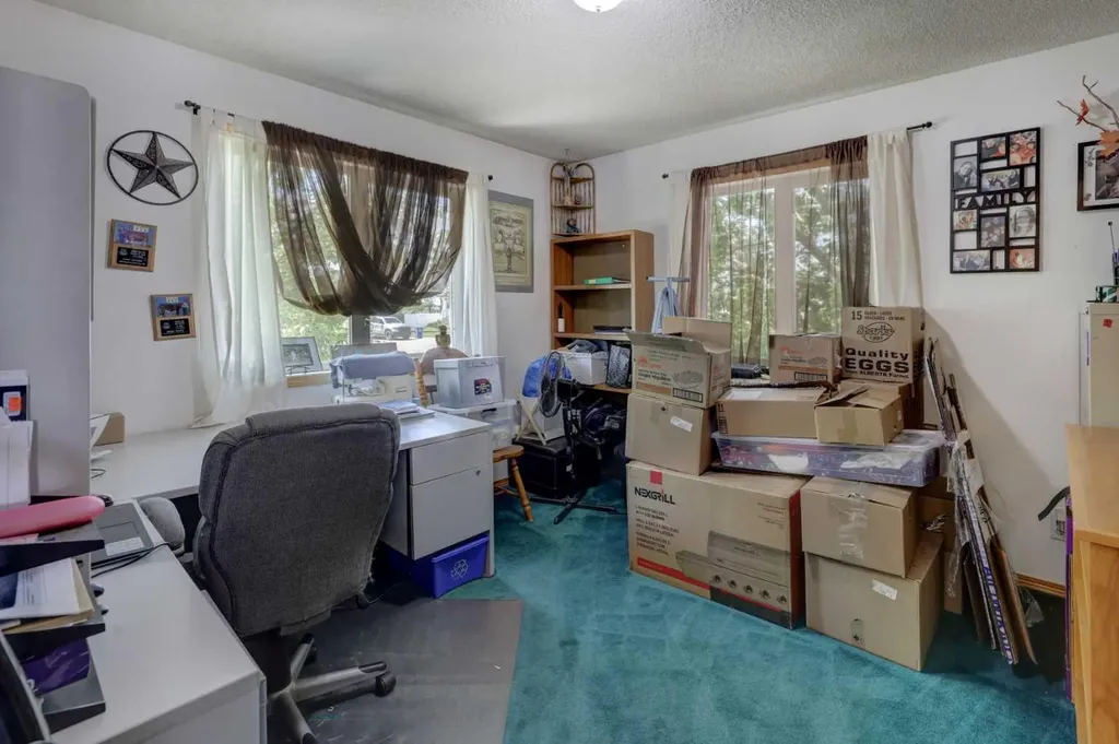426 9 Street Beiseker AB T0M 0G0