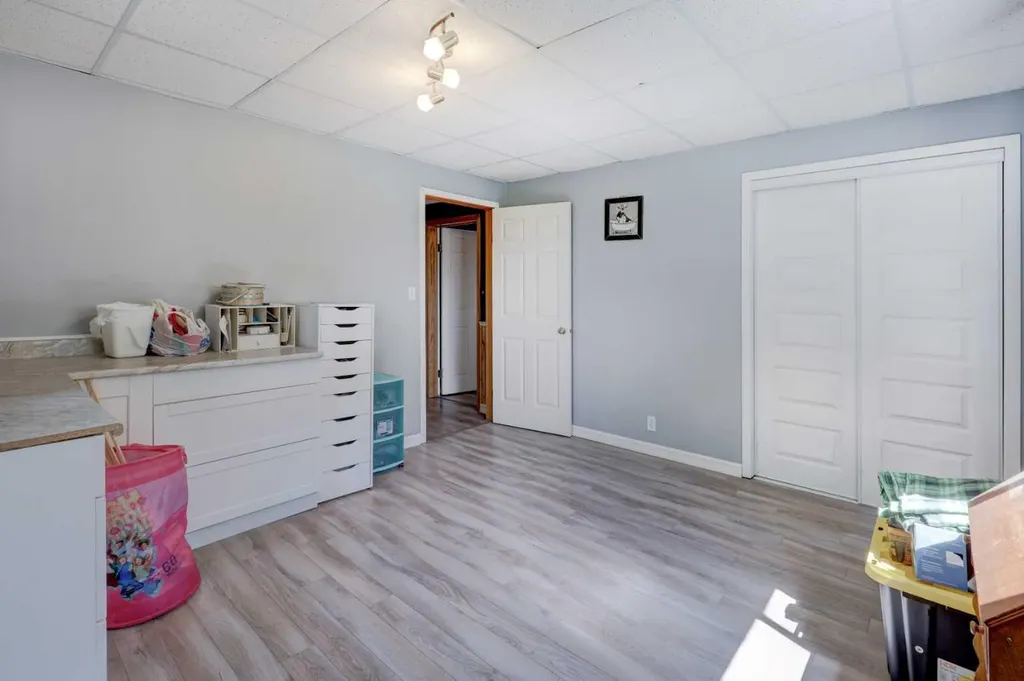 426 9 Street Beiseker AB T0M 0G0