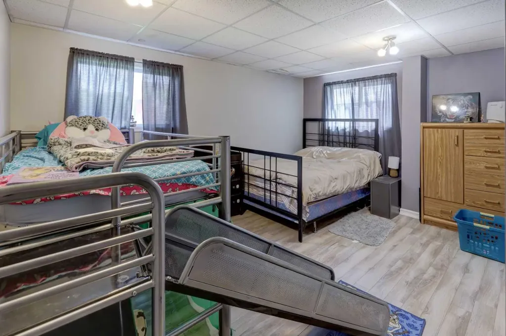 426 9 Street Beiseker AB T0M 0G0