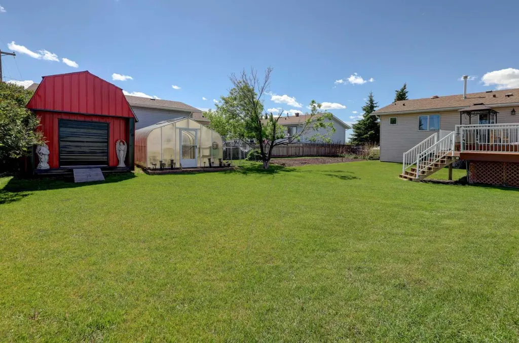 426 9 Street Beiseker AB T0M 0G0