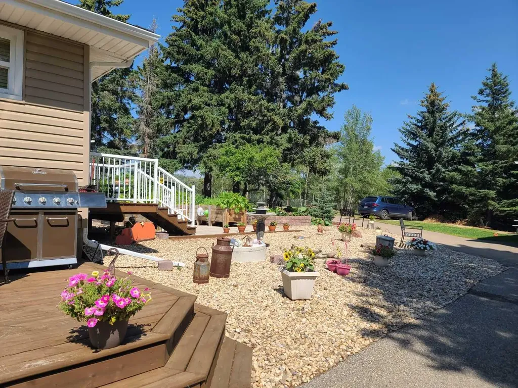 3, 26575 Highway 11 Rural Red Deer County AB T4E1A5