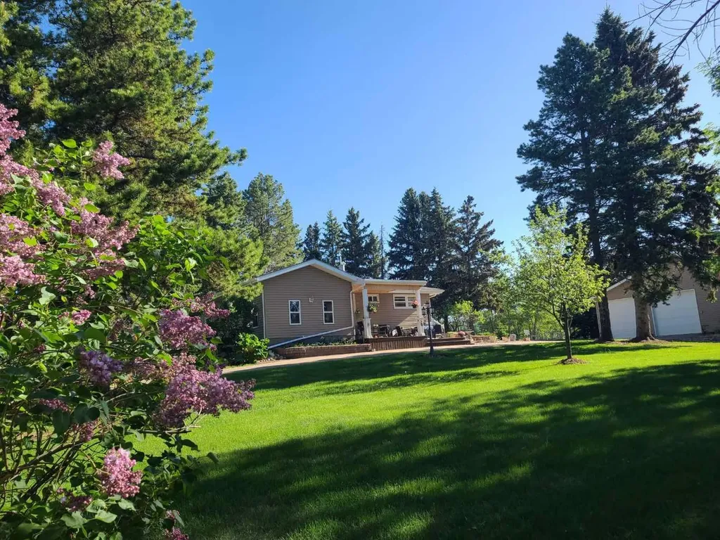 3, 26575 Highway 11 Rural Red Deer County AB T4E1A5