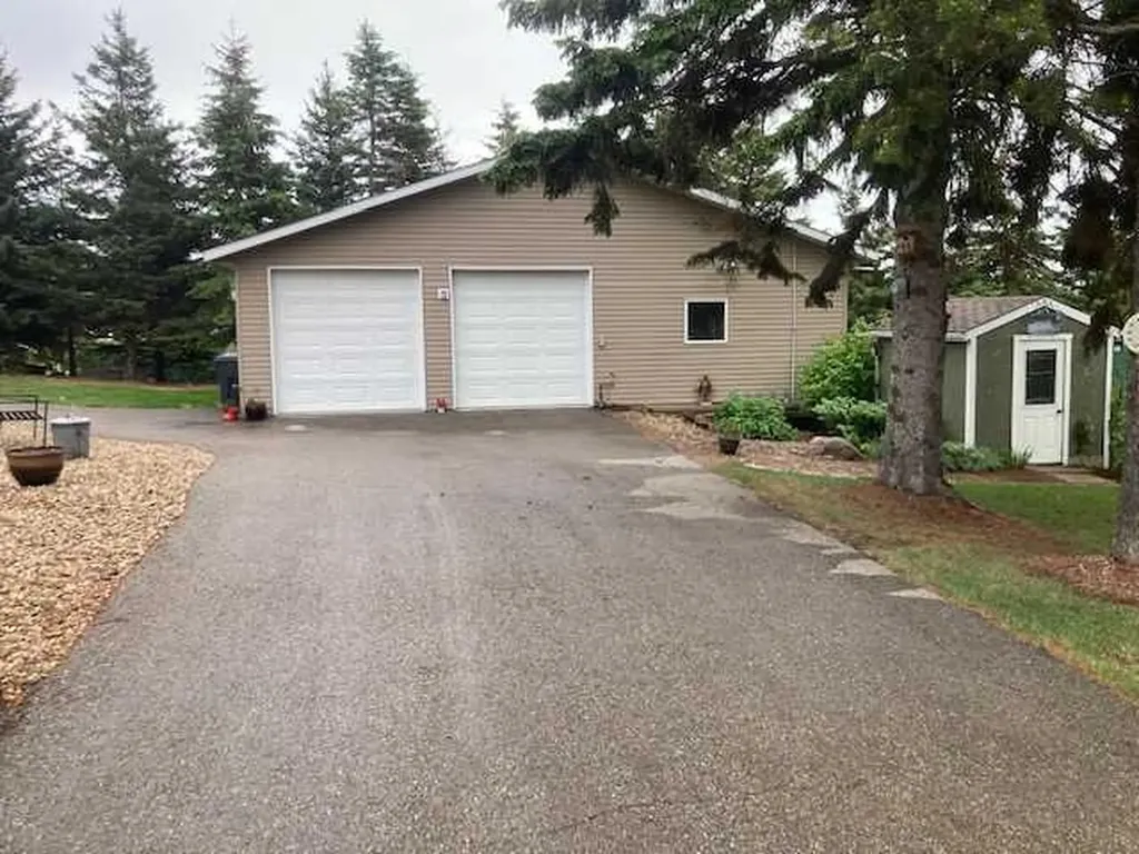 3, 26575 Highway 11 Rural Red Deer County AB T4E1A5