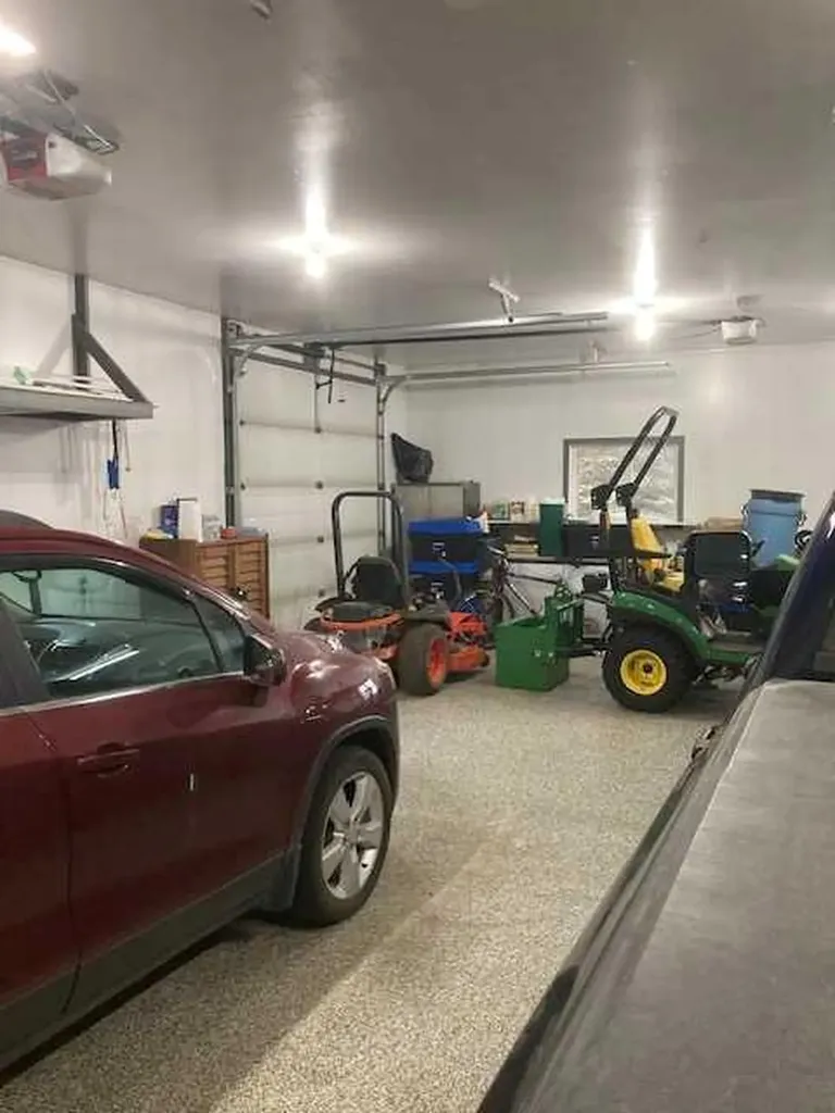 3, 26575 Highway 11 Rural Red Deer County AB T4E1A5