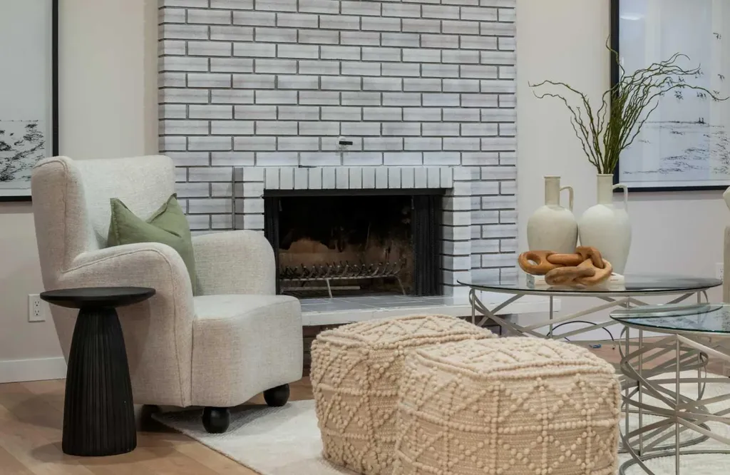 1575 Lake Bonavista Drive SE Calgary AB T2J 2X8