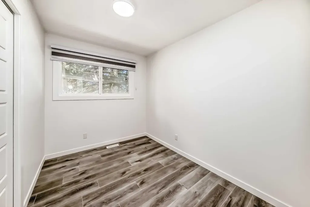 3224 Rundlelawn Road NE Calgary AB T1y3h5
