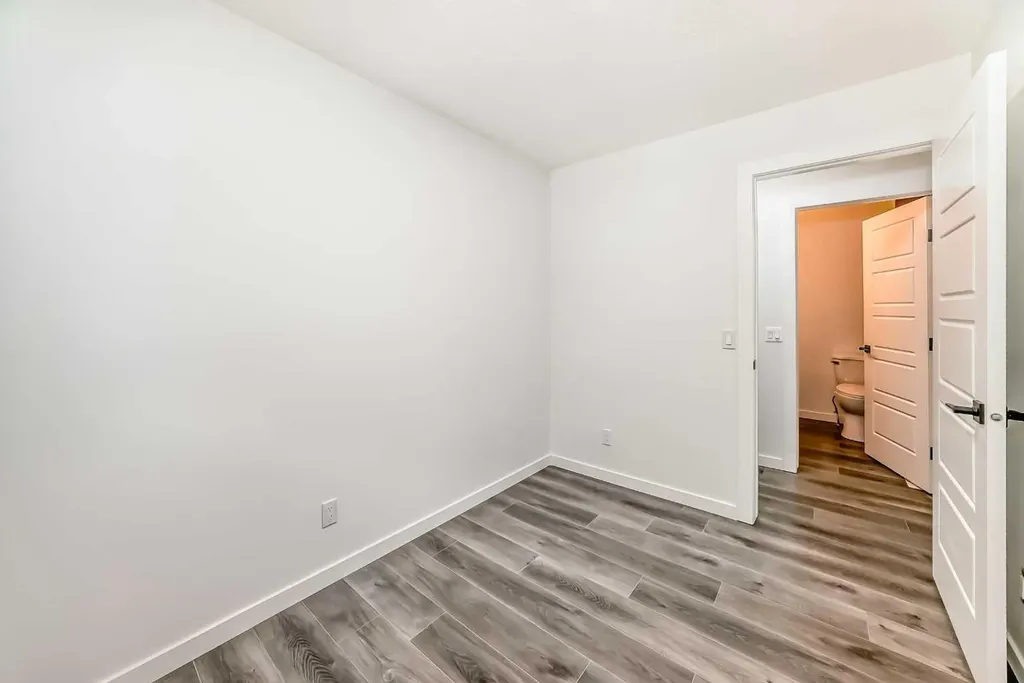 3224 Rundlelawn Road NE Calgary AB T1y3h5