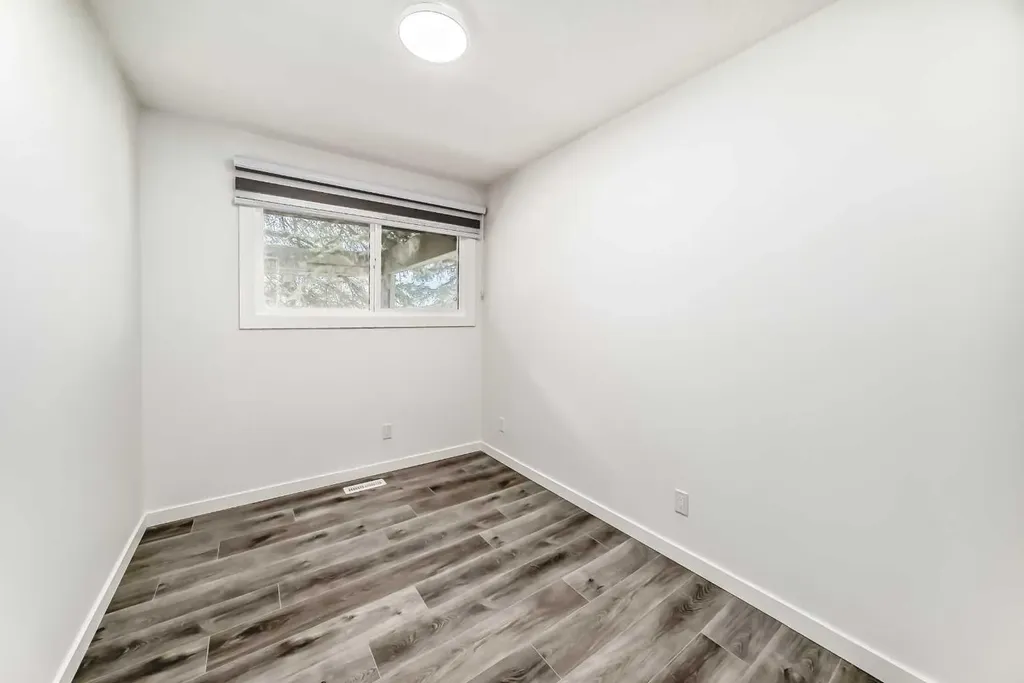 3224 Rundlelawn Road NE Calgary AB T1y3h5