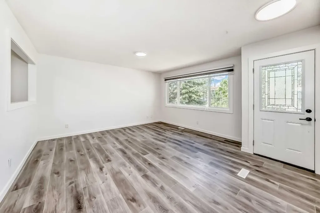 3224 Rundlelawn Road NE Calgary AB T1y3h5