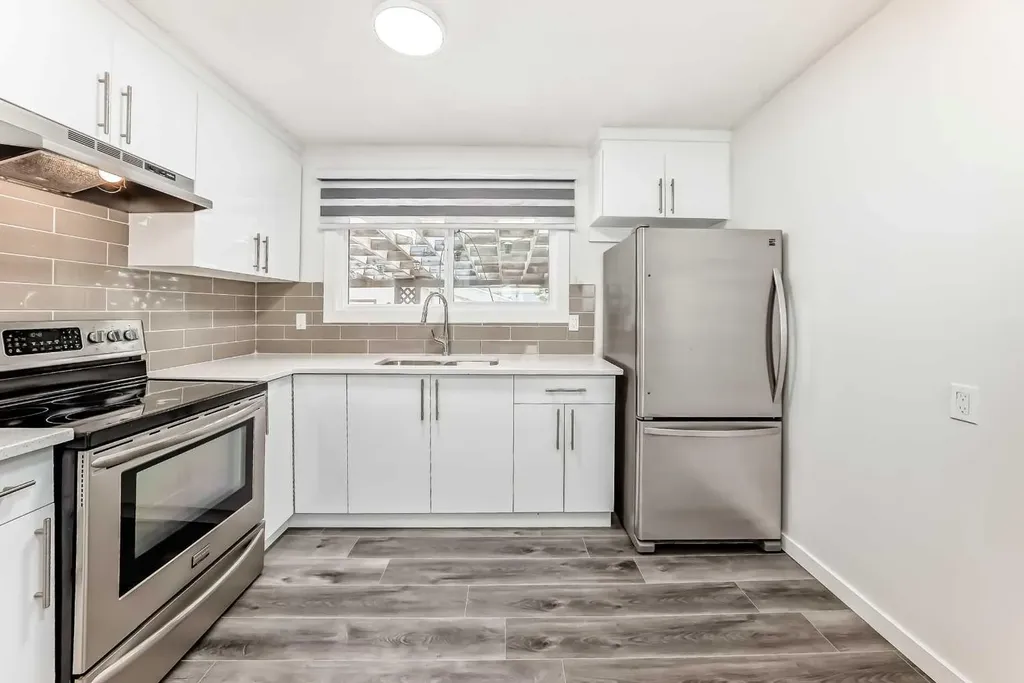 3224 Rundlelawn Road NE Calgary AB T1y3h5