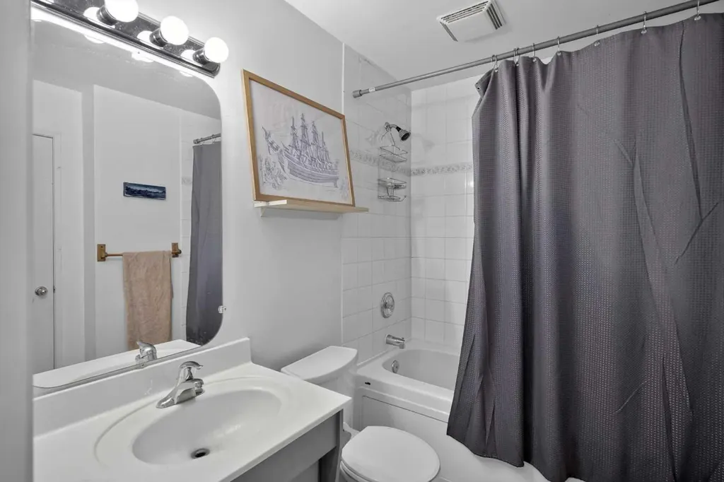 26 Glenpatrick Crescent Cochrane AB T4C 1G3