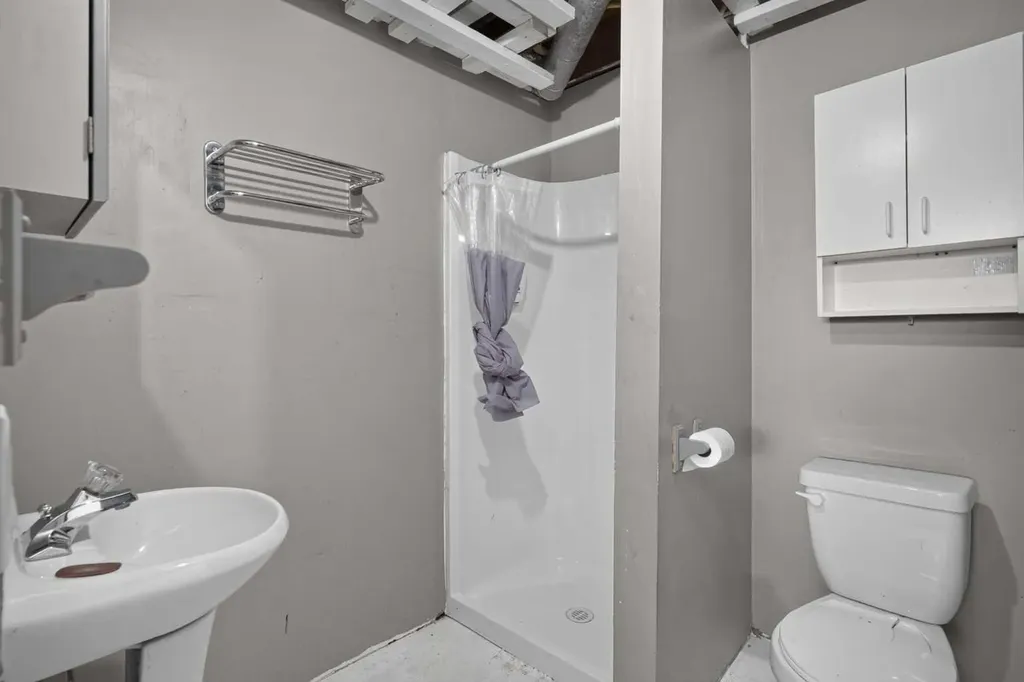 26 Glenpatrick Crescent Cochrane AB T4C 1G3