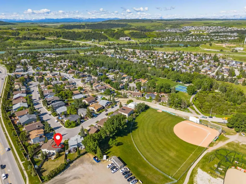 26 Glenpatrick Crescent Cochrane AB T4C 1G3