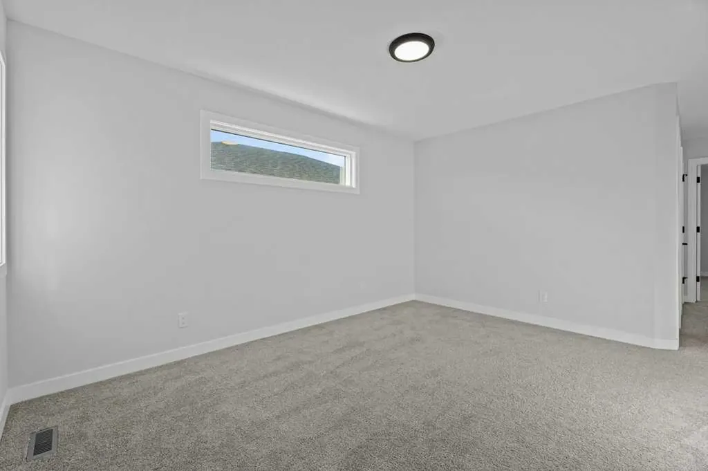 71 Ranchers View Okotoks AB T1S 5R6