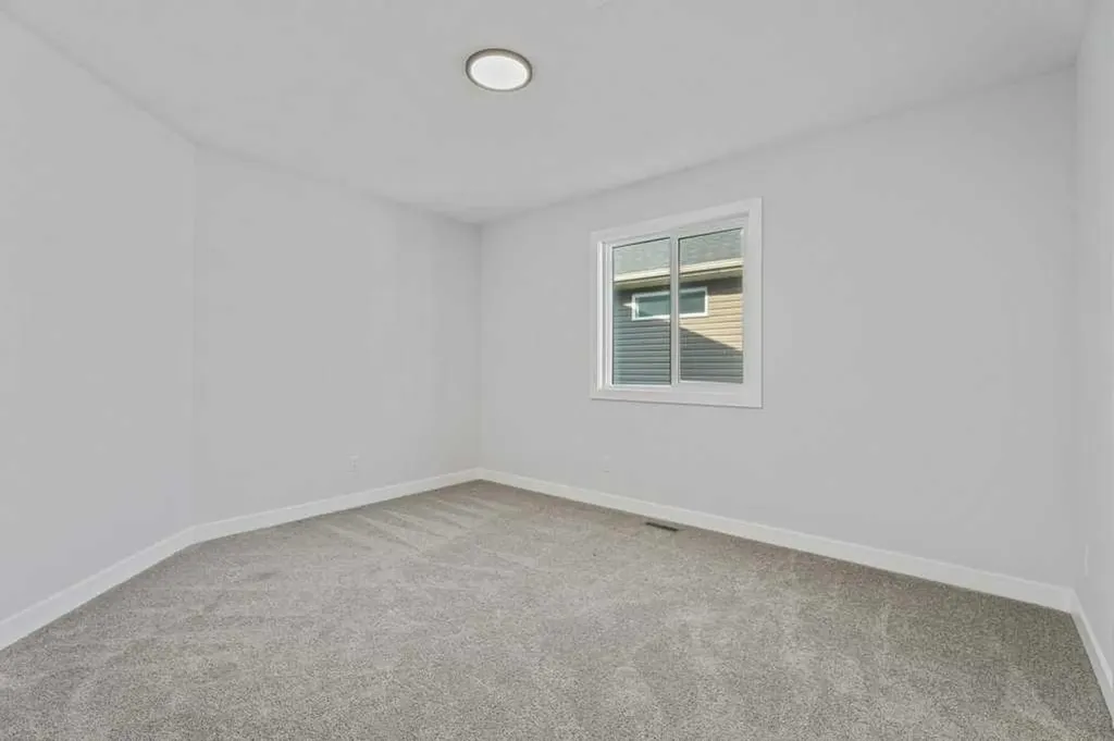 71 Ranchers View Okotoks AB T1S 5R6