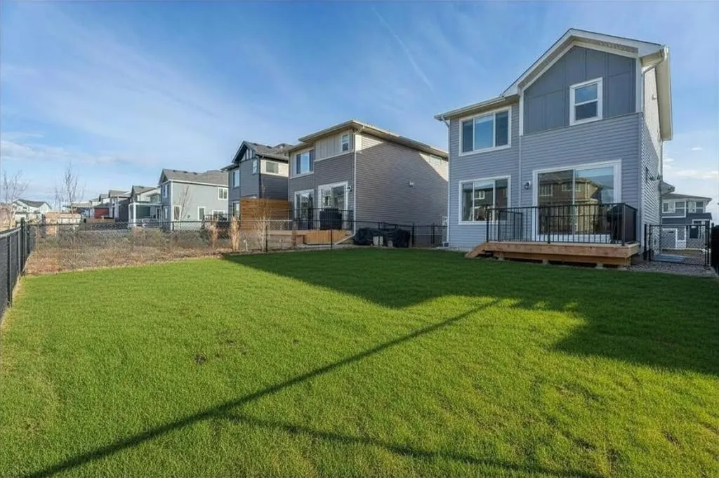 71 Ranchers View Okotoks AB T1S 5R6