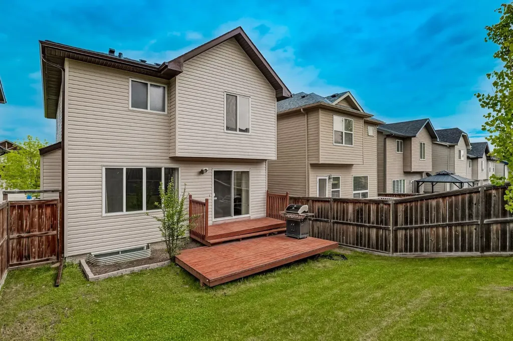 112 Kincora Glen Road NW Calgary AB T3R 0C4
