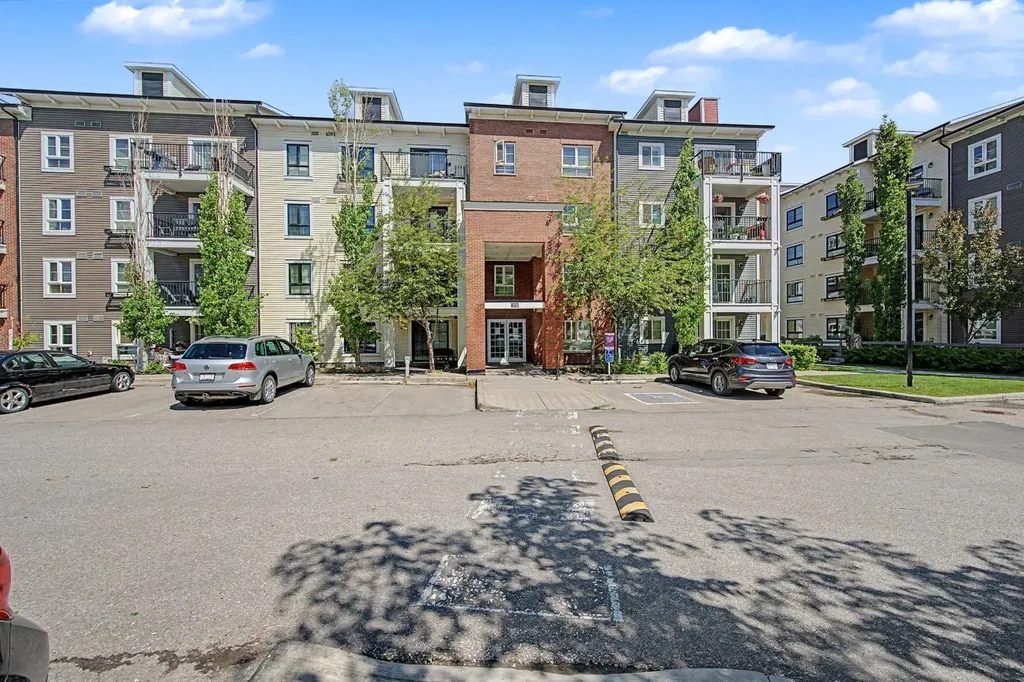279 Copperpond Common SE Calgary AB T2Z1J1