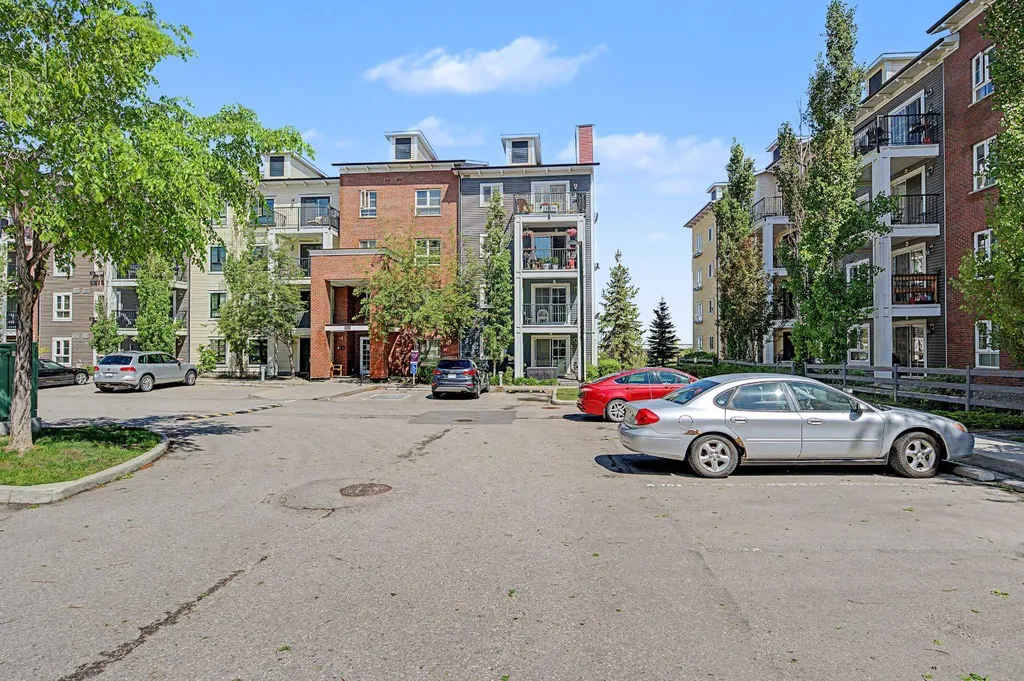 279 Copperpond Common SE Calgary AB T2Z1J1