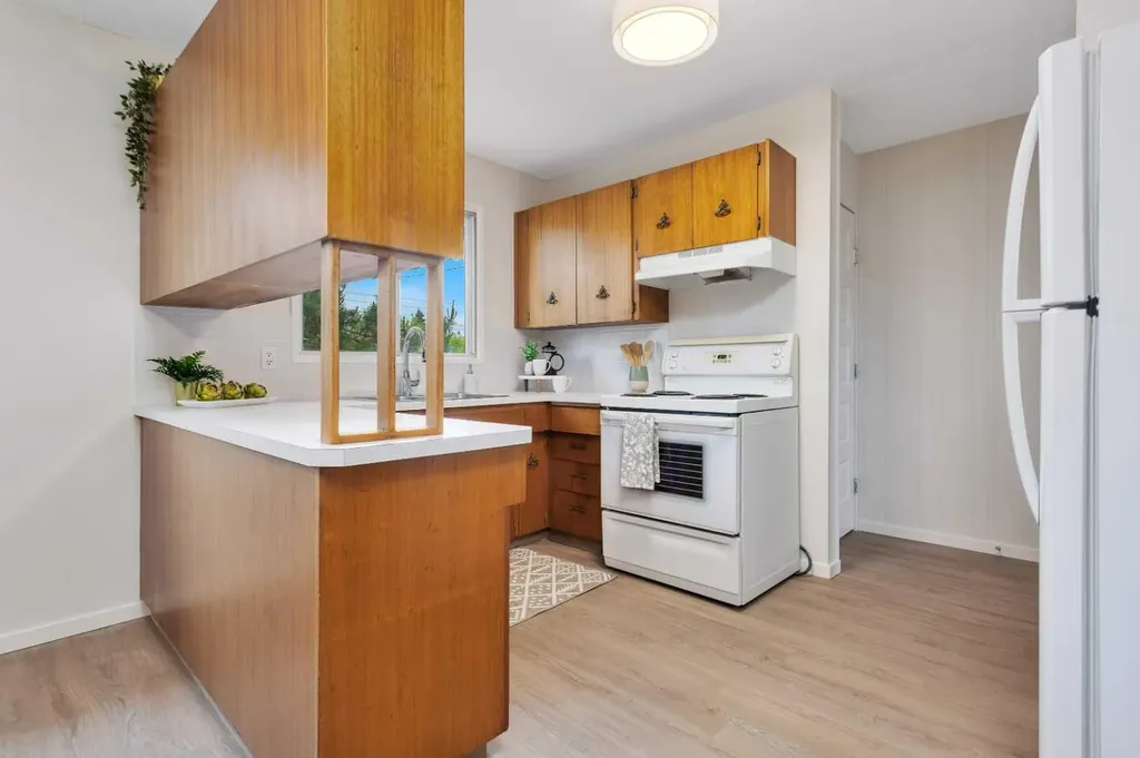 4617 54 Avenue Rimbey AB T0C 2J0