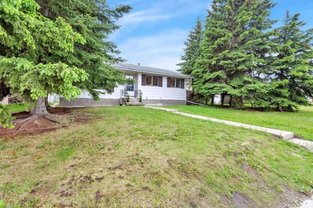 4617 54 Avenue Rimbey AB T0C 2J0