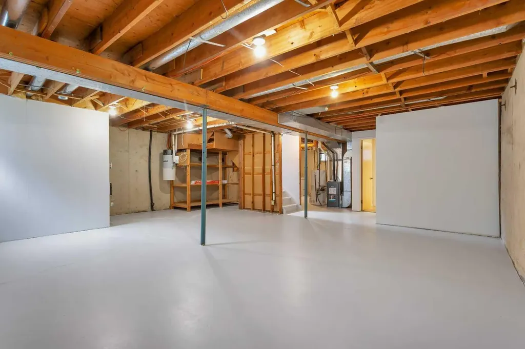 4617 54 Avenue Rimbey AB T0C 2J0