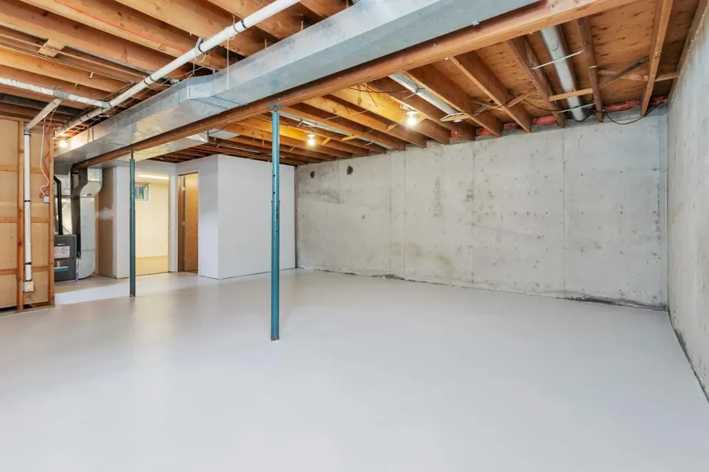 4617 54 Avenue Rimbey AB T0C 2J0