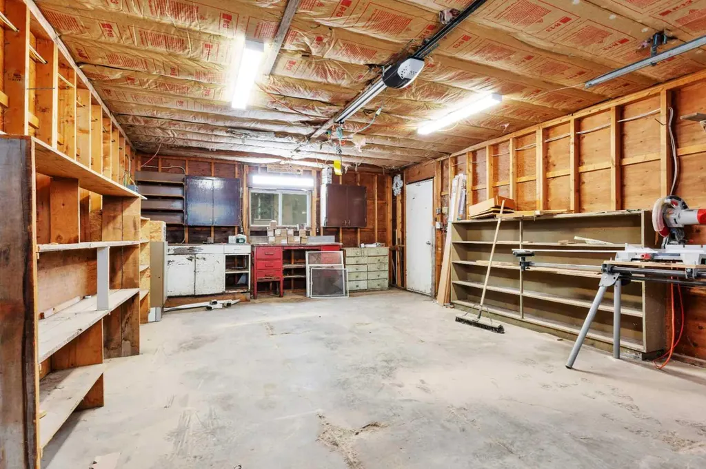 4617 54 Avenue Rimbey AB T0C 2J0