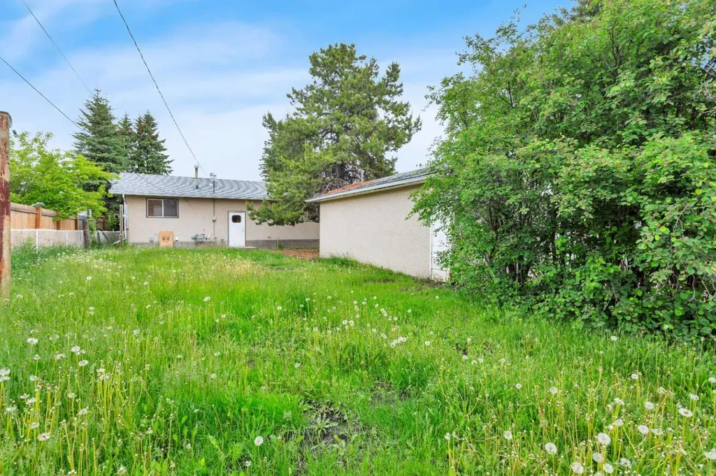 4617 54 Avenue Rimbey AB T0C 2J0