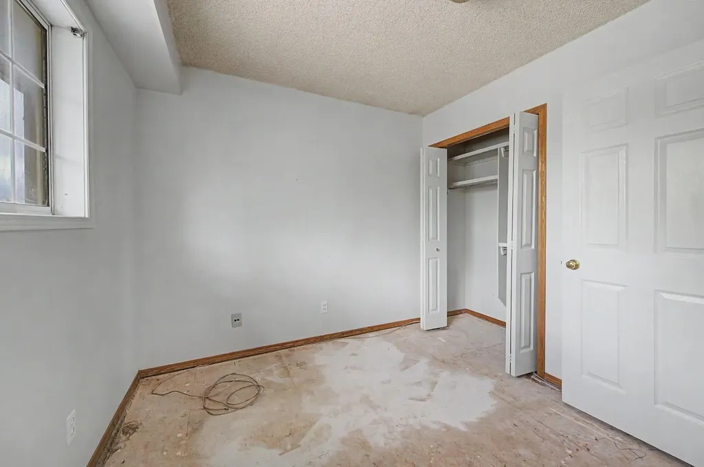 826 Coventry Drive NE Calgary AB T3K 4G2