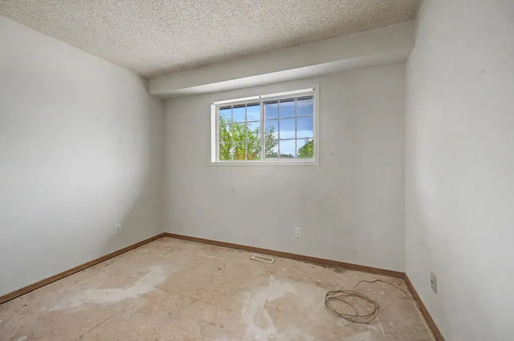 826 Coventry Drive NE Calgary AB T3K 4G2