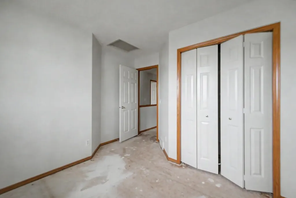 826 Coventry Drive NE Calgary AB T3K 4G2