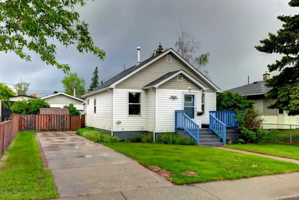 7412 22 Street SE Calgary AB T2C 0W6