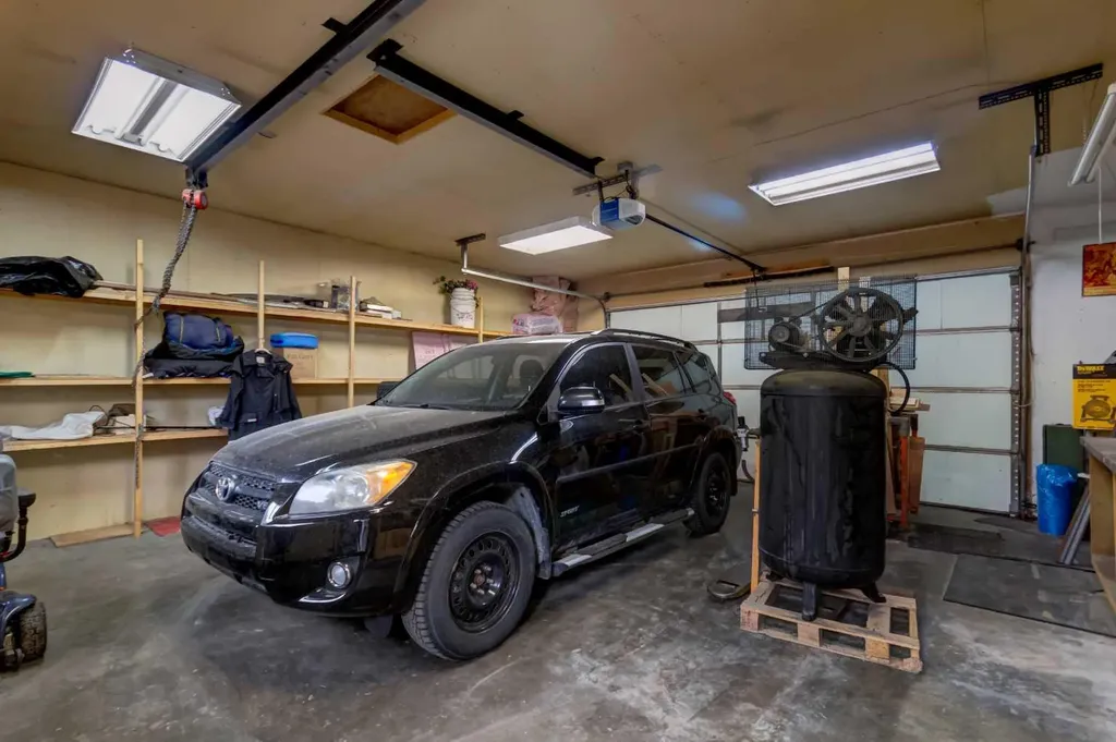 7412 22 Street SE Calgary AB T2C 0W6