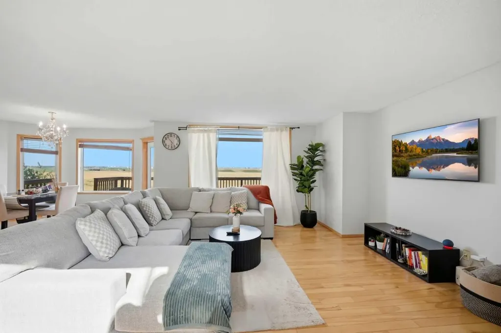 101 Coville Crescent NE Calgary AB T3K5E3