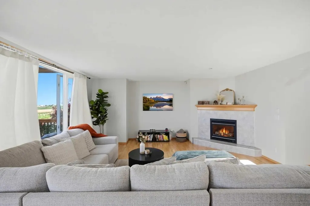 101 Coville Crescent NE Calgary AB T3K5E3