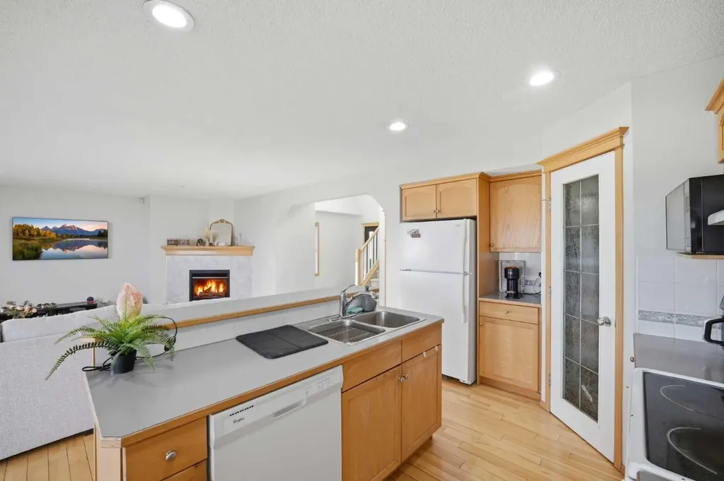 101 Coville Crescent NE Calgary AB T3K5E3