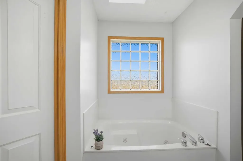 101 Coville Crescent NE Calgary AB T3K5E3