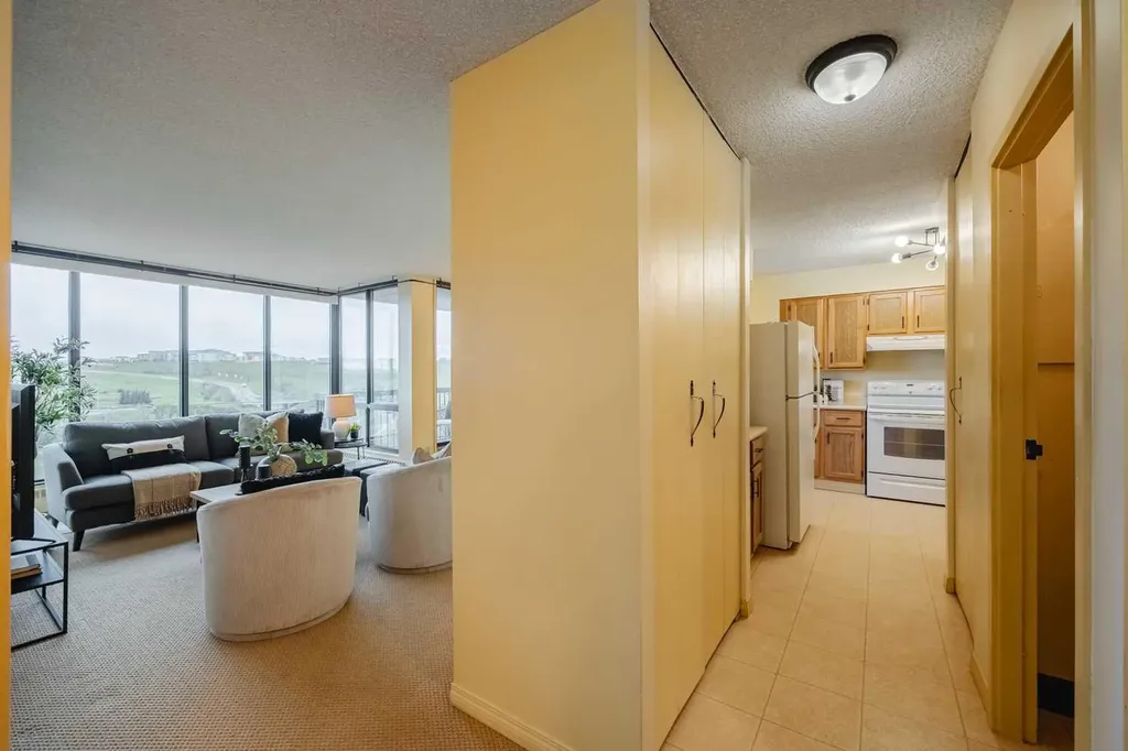 80 Point Mckay Crescent NW Calgary AB T3B 4W4
