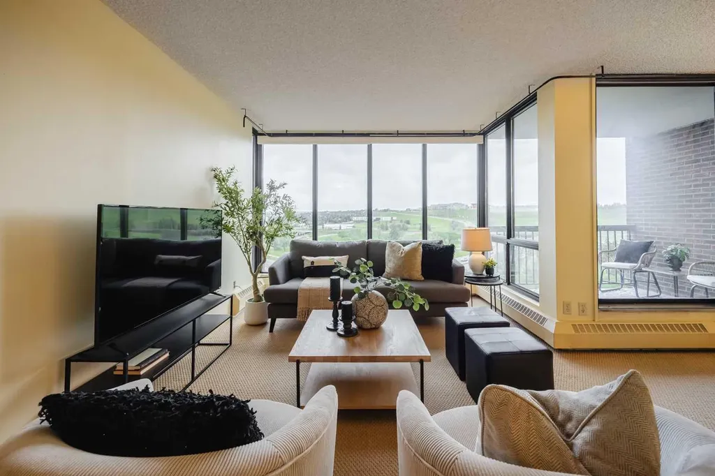 80 Point Mckay Crescent NW Calgary AB T3B 4W4