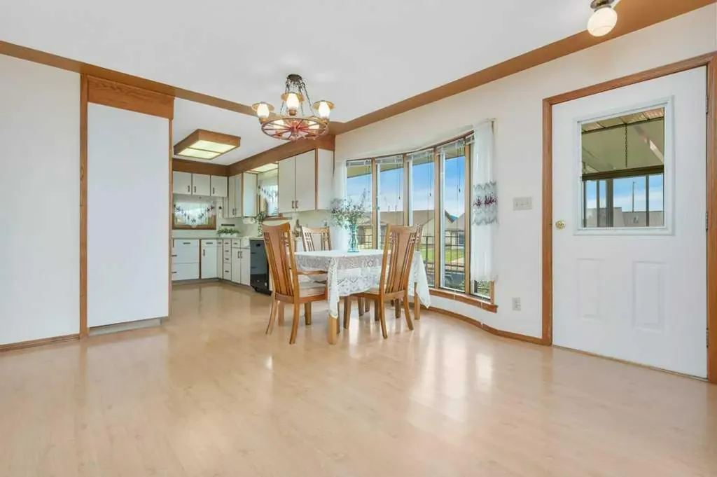 5201 46 Avenue Rimbey AB T0C 2J0