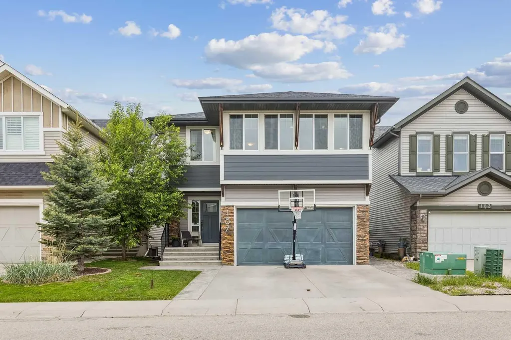187 Chaparral Valley Way SE Calgary AB T2X 0W1