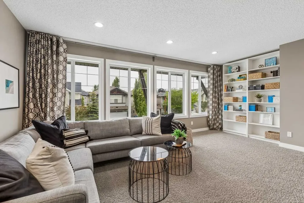 187 Chaparral Valley Way SE Calgary AB T2X 0W1