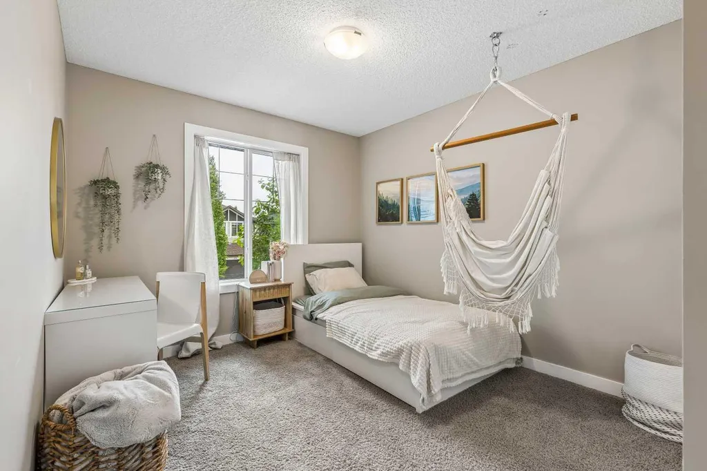 187 Chaparral Valley Way SE Calgary AB T2X 0W1