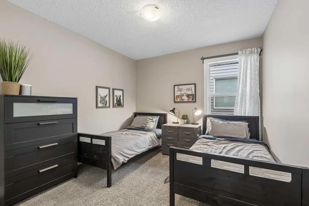 187 Chaparral Valley Way SE Calgary AB T2X 0W1