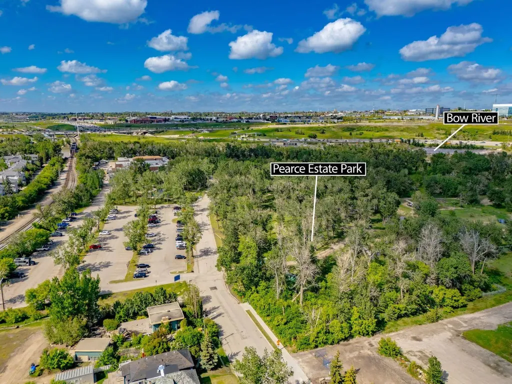 35 Inglewood Park SE Calgary AB T2G 1B5