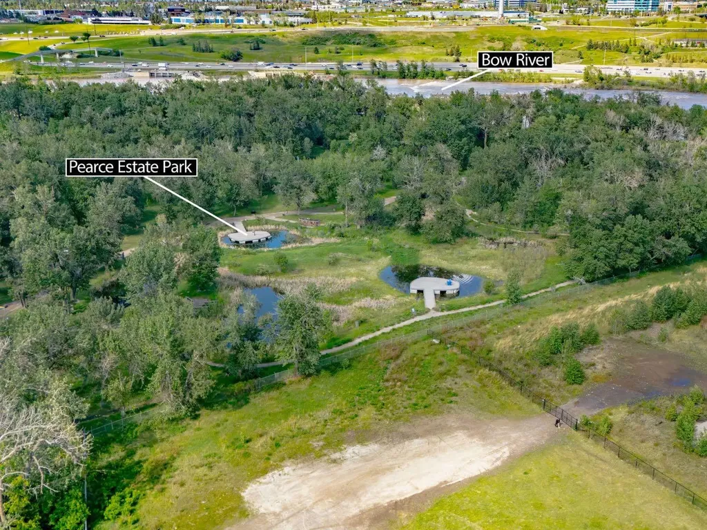 35 Inglewood Park SE Calgary AB T2G 1B5
